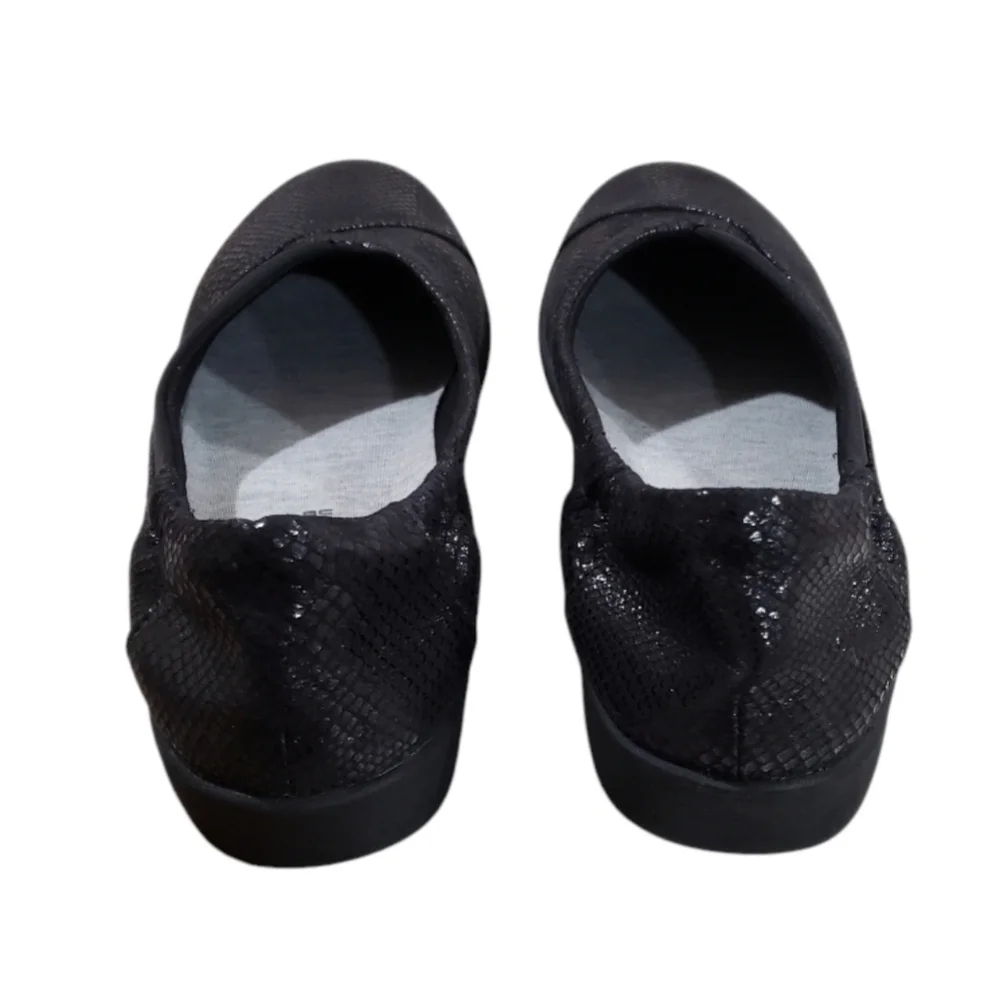 Cloudsteppers By Clarks Sillian Jetay Slip-on Wedge Flats